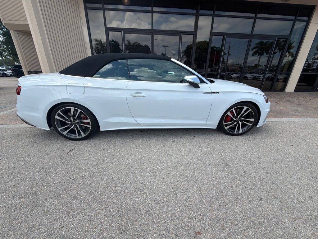 Used 2022 White Audi 3.0T Premium Plus image 9