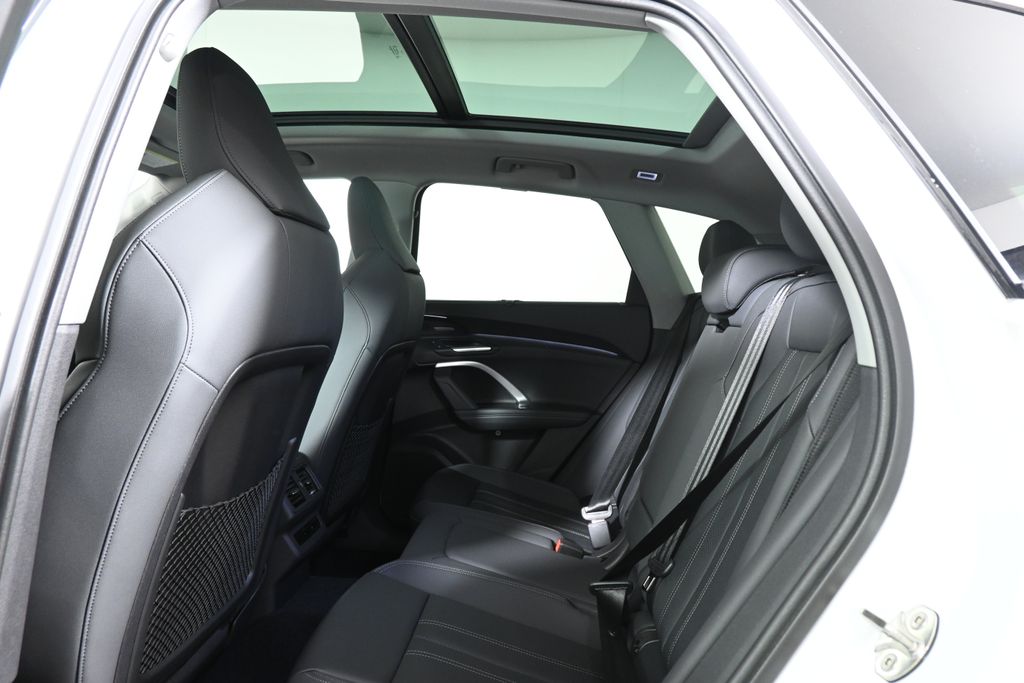 Thumbnail: 2025 Audi Q5 - 21