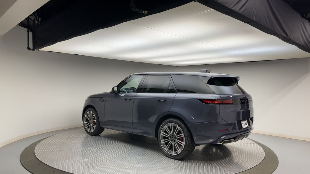 Thumbnail: 2024 Land Rover Range Rover Sport - 6
