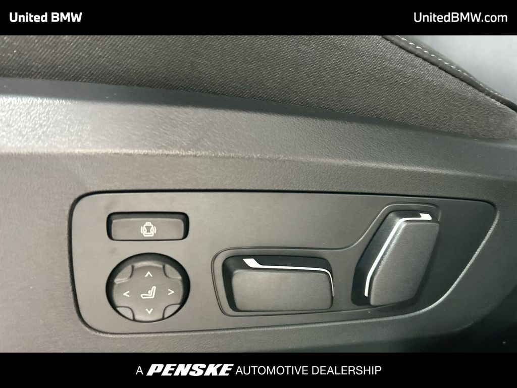 Thumbnail: 2026 BMW X3 - 12
