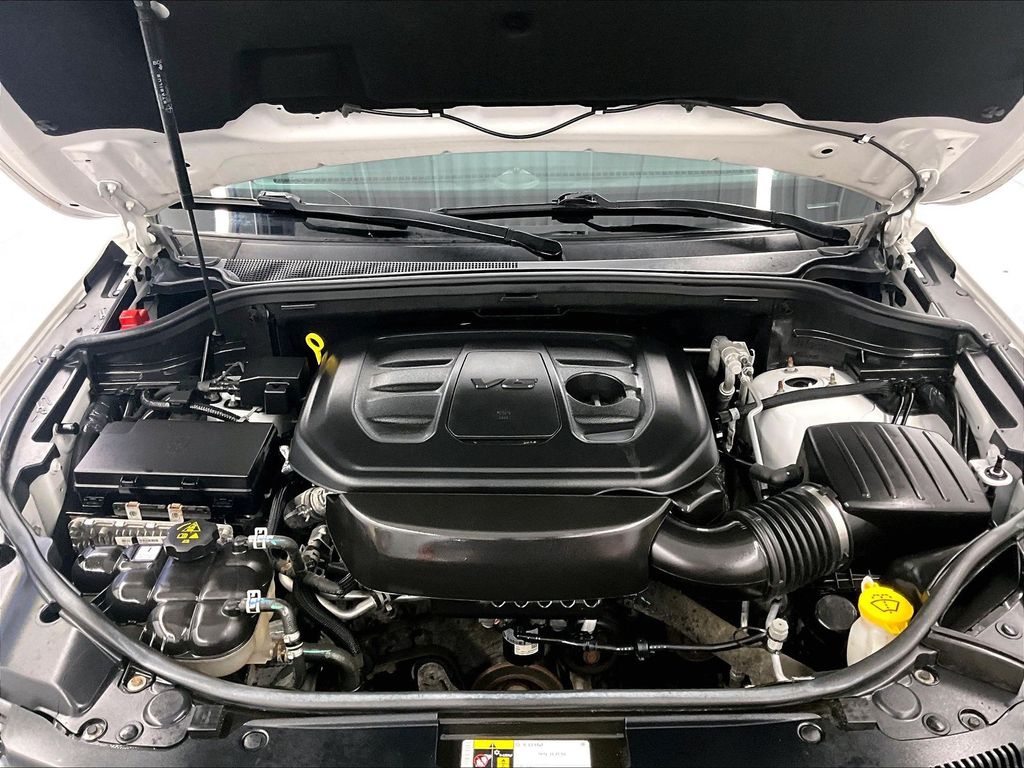 2021 Jeep Grand Cherokee — photo 28
