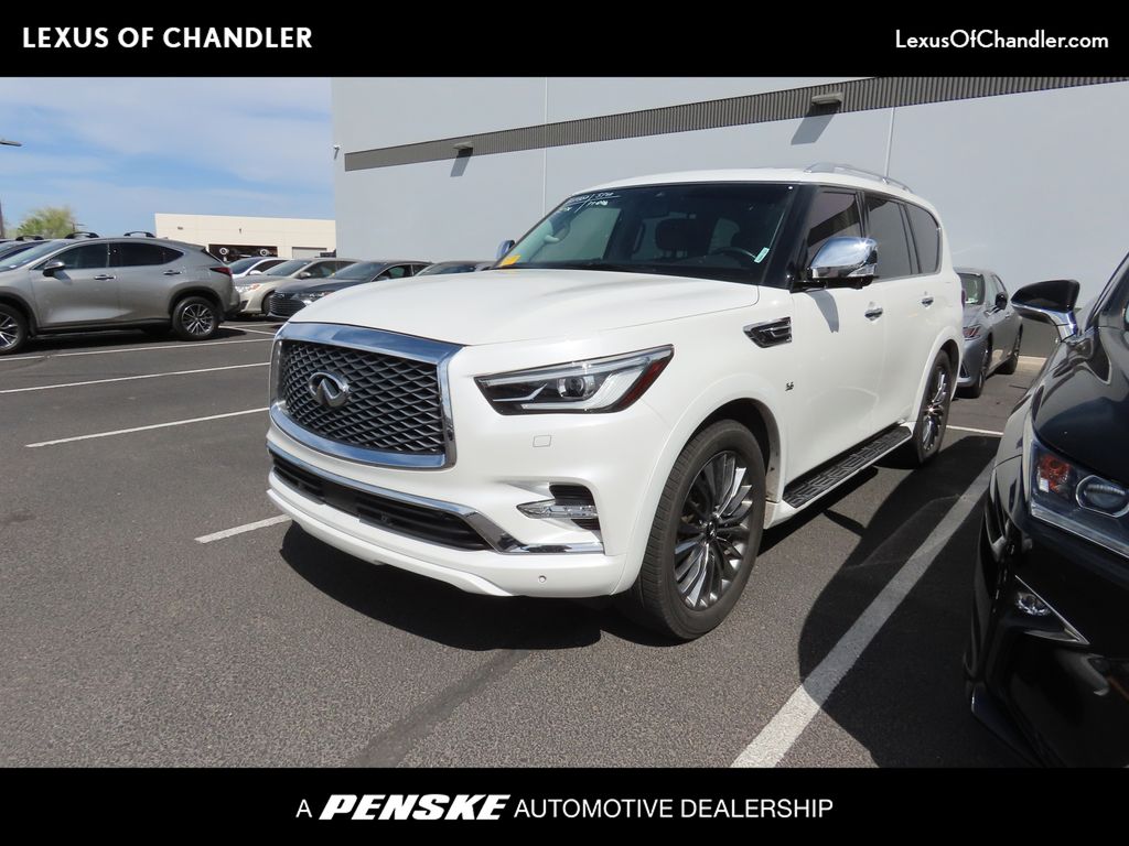 2019 INFINITI QX80 Luxe Hero Image