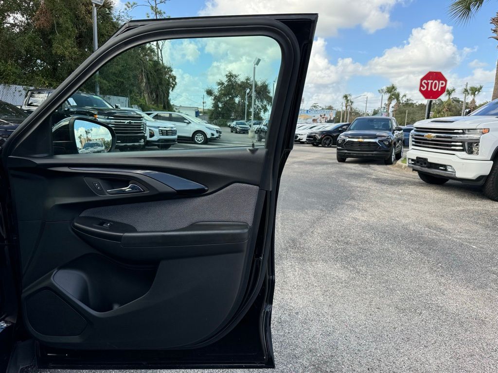 2021 Chevrolet TrailBlazer LT 31