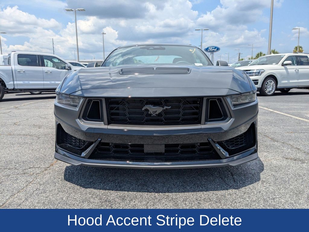 2025 Ford Mustang Dark Horse