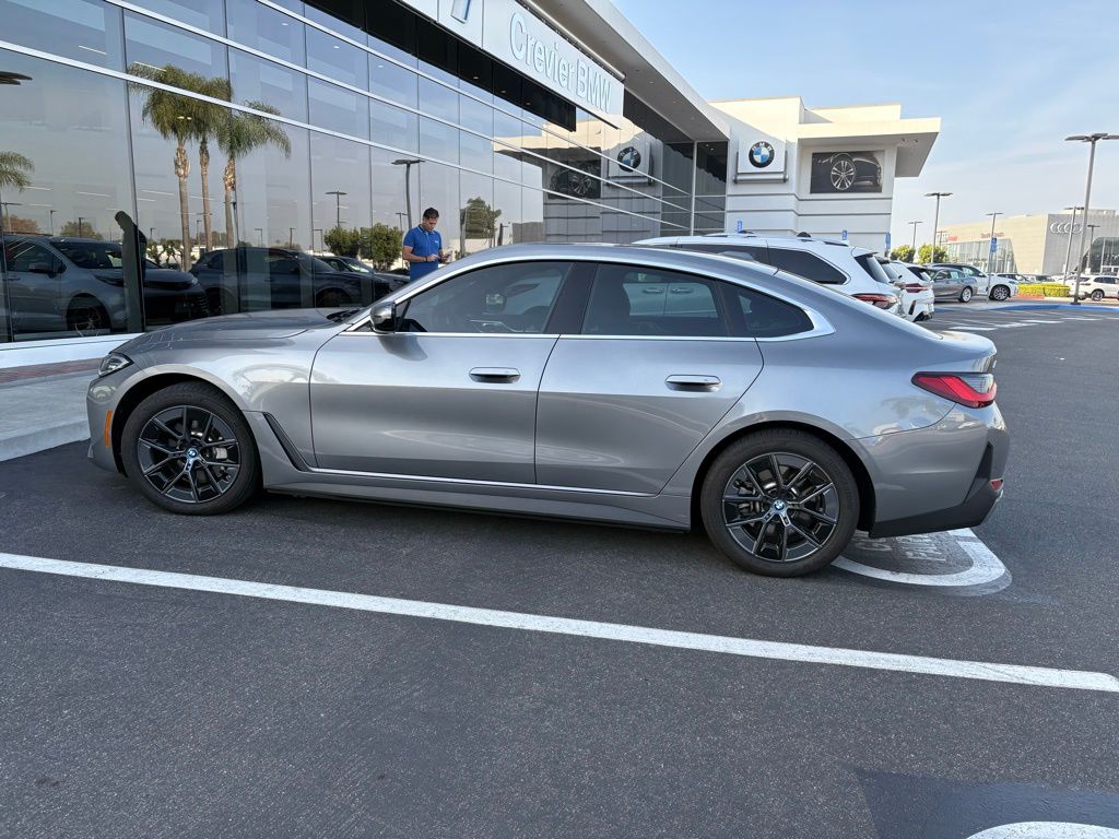 Thumbnail: 2024 BMW i4 - 8