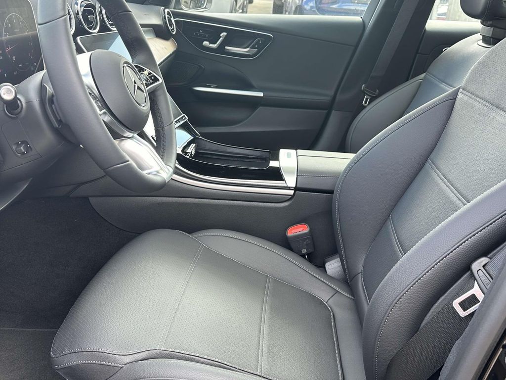 2025 Mercedes-Benz C-Class C 300 14
