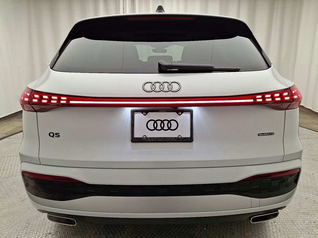 Thumbnail: 2025 Audi Q5 - 5