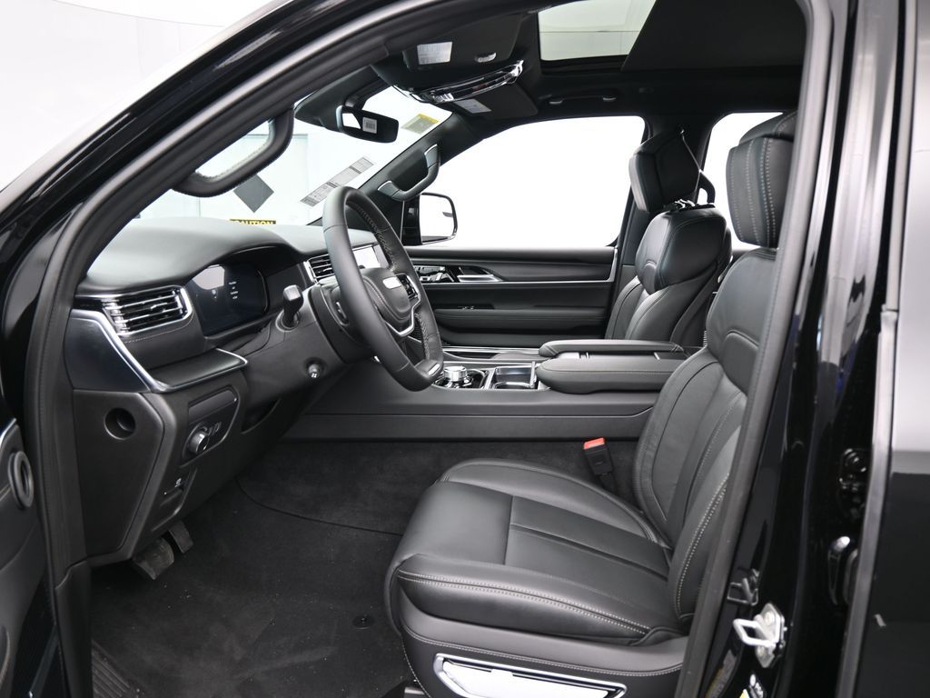 New 2026 High Gloss Black Jeep Summit Obsidian image 12