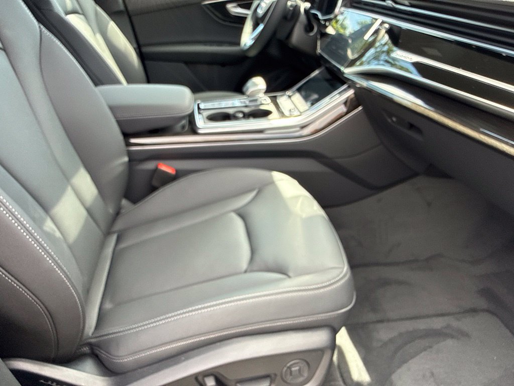 Thumbnail: 2026 Audi Q7 - 21