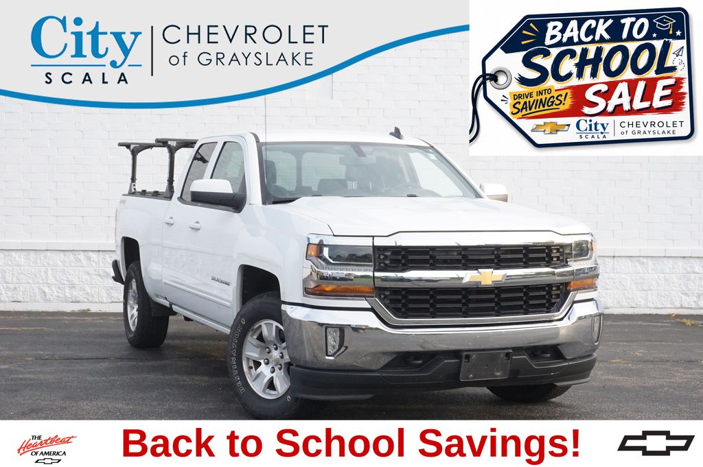 Summit White 2017 Chevrolet Silverado 1500 Pickup Truck Four-Wheel Drive 6-Speed Automatic Overdrive
