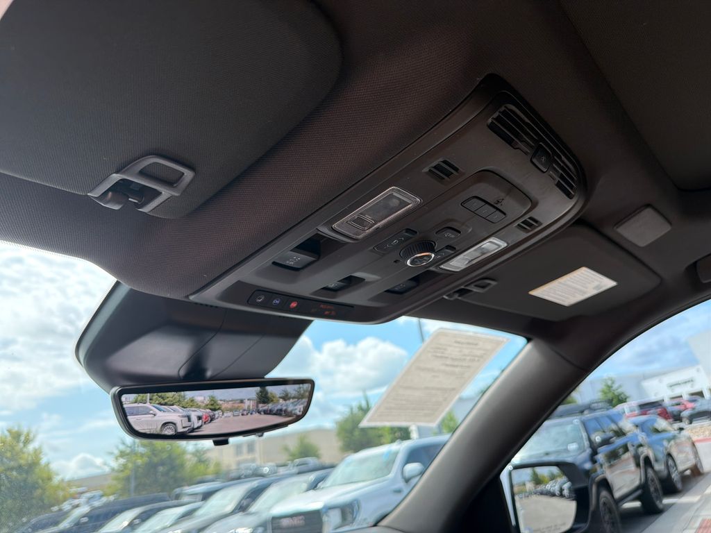 Used 2021 White Cadillac Premium Luxury image 26