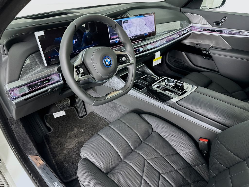 2024 BMW i7 eDrive50 9