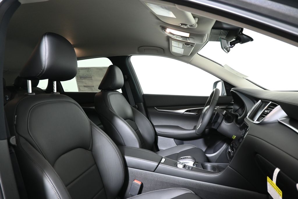 Thumbnail: 2025 INFINITI QX50 - 22