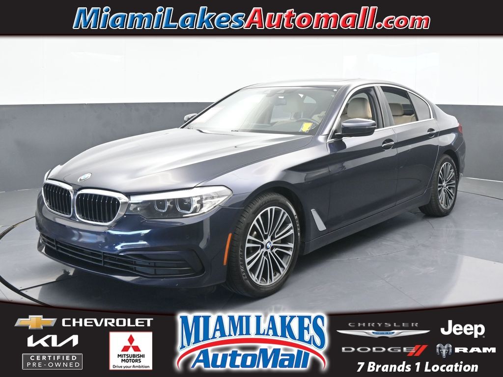 2019 BMW 5 Series 530i's photo