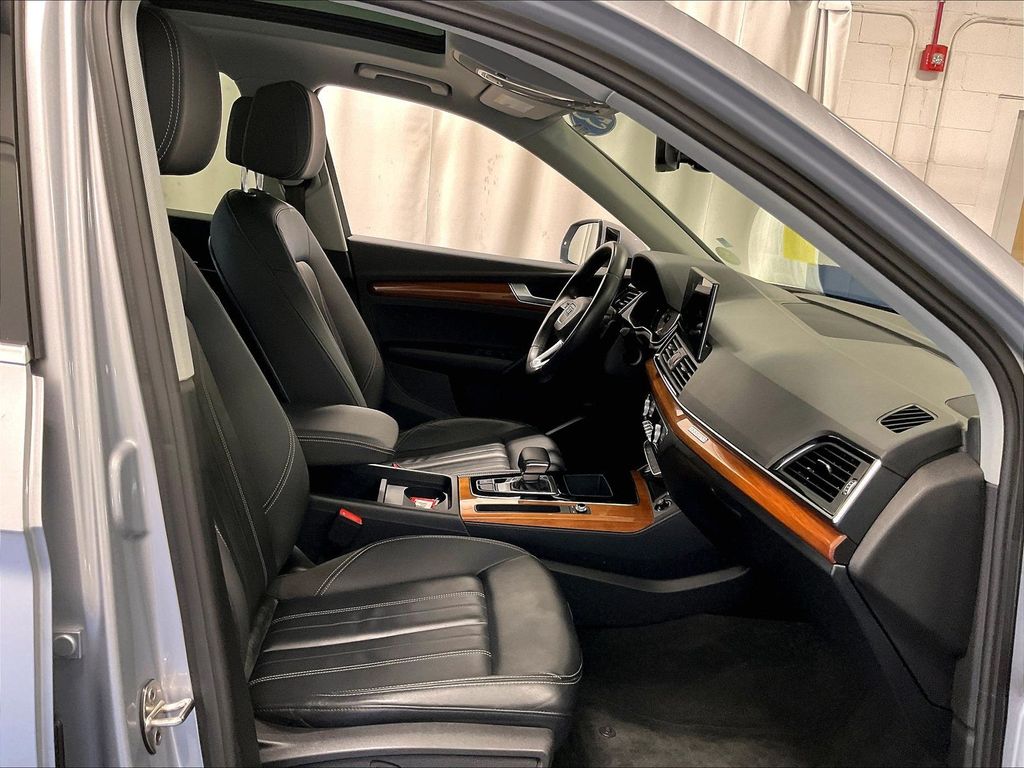 2023 Audi Q5 — photo 11