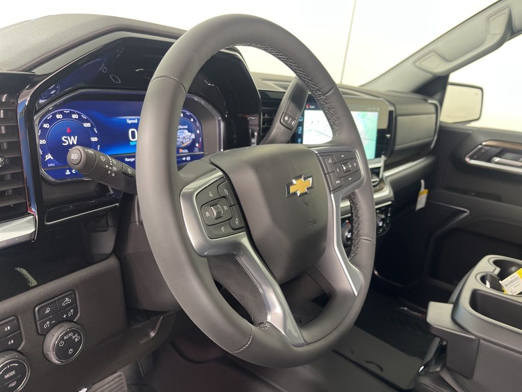 Thumbnail: 2025 Chevrolet Silverado 1500 - 25
