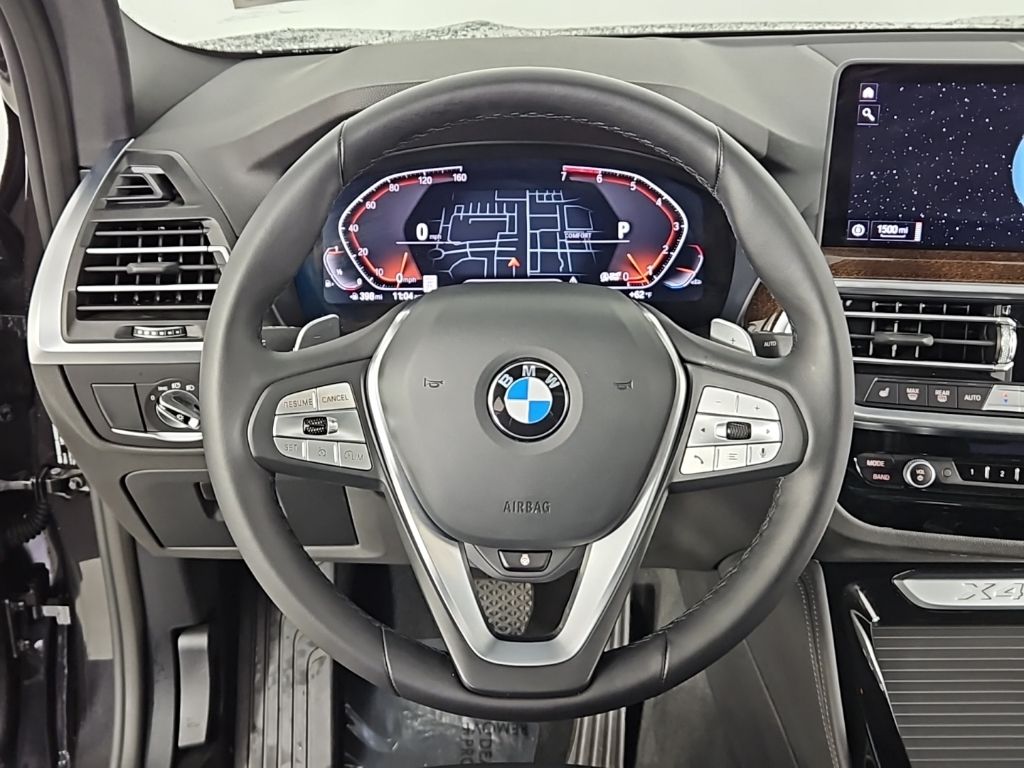 Thumbnail: 2025 BMW X4 - 26