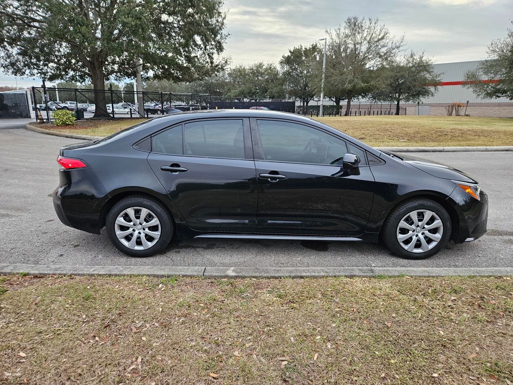 2020 Toyota Corolla LE 6