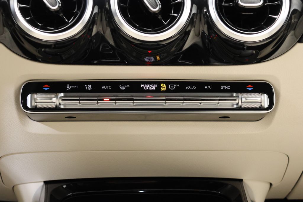 Thumbnail: 2026 Mercedes-Benz GLA - 26