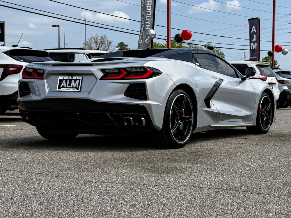 Used 2020 Silver Chevrolet Stingray image 5