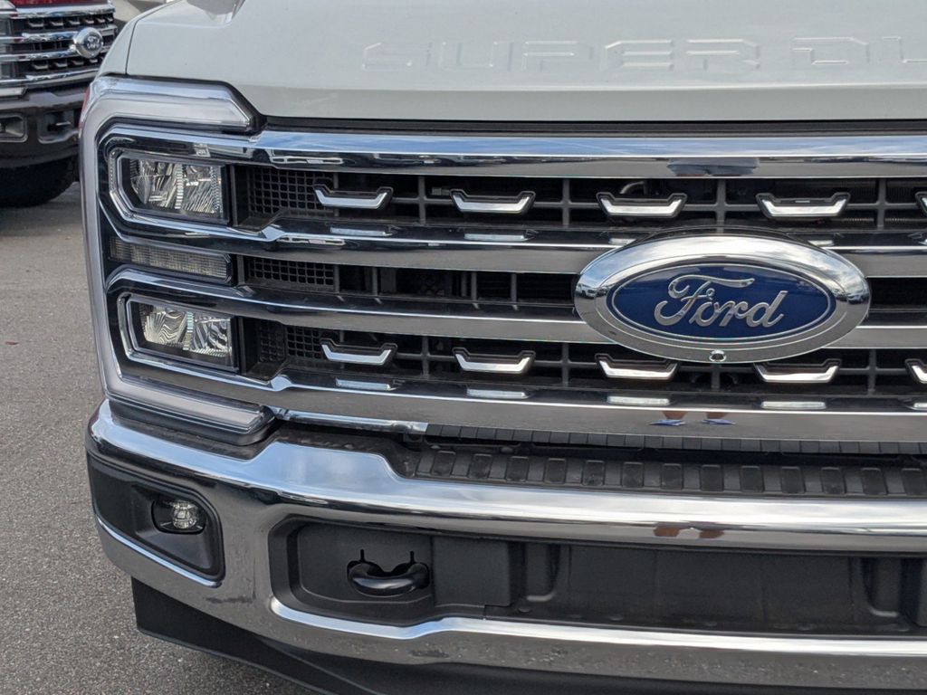 2026 Ford F-350 LARIAT