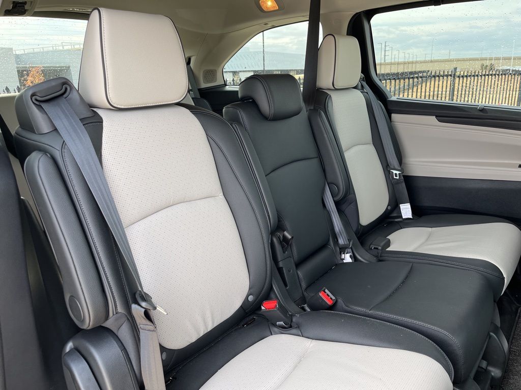 Thumbnail: 2026 Honda Odyssey - 28
