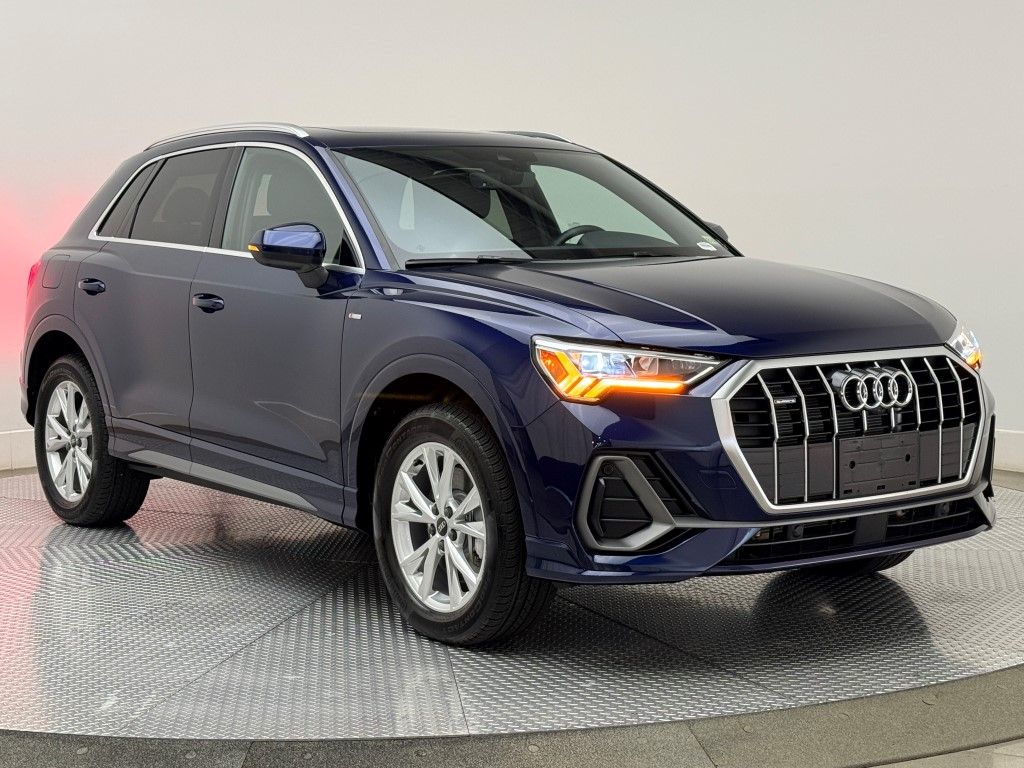 2024 Audi Q3 Premium Plus 2