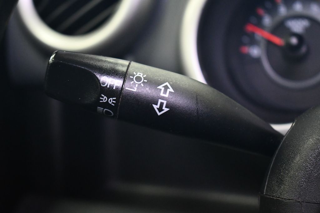 Thumbnail: 2006 Honda Element - 20