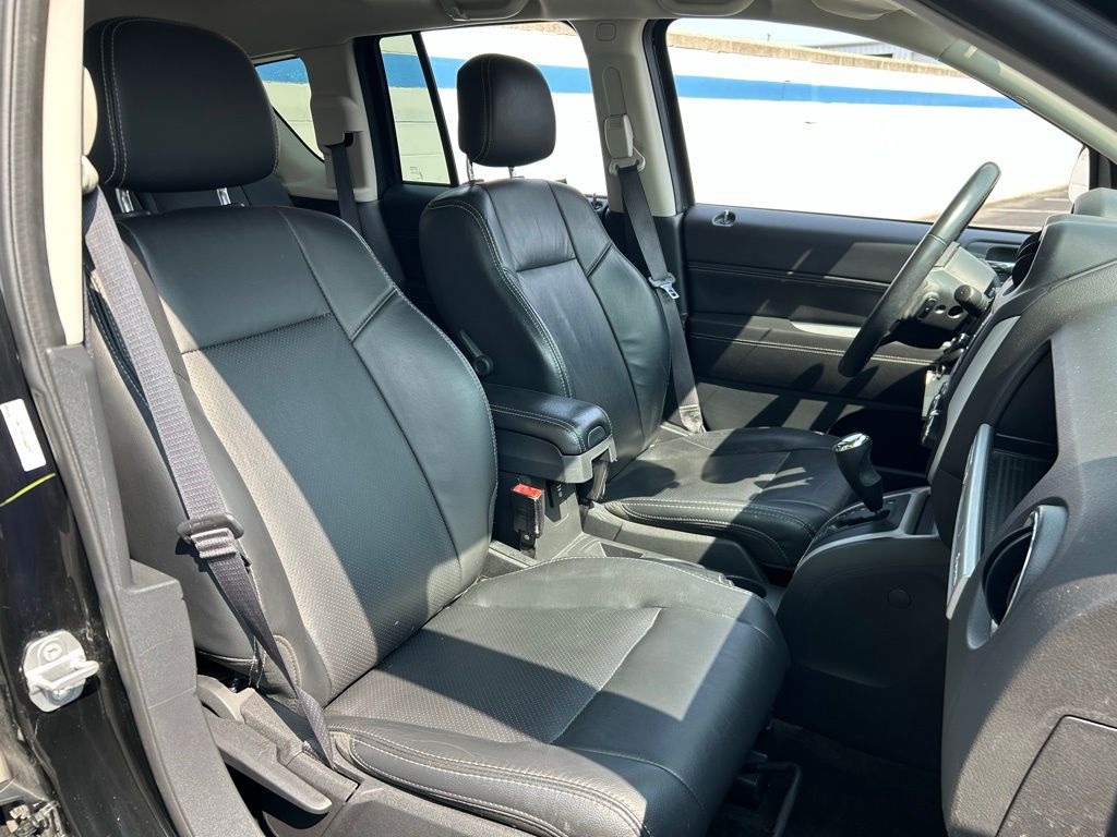 Thumbnail: 2016 Jeep Compass - 24