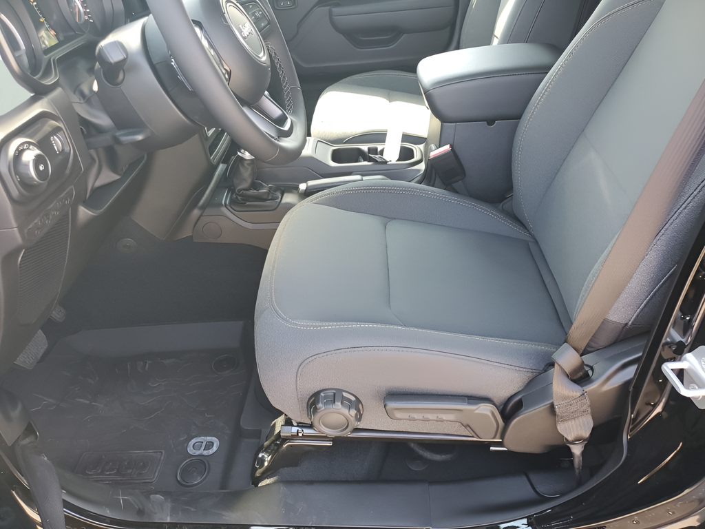 New Car 2025 Jeep Wrangler  For Sale Under $40,000 In Austin, Texas