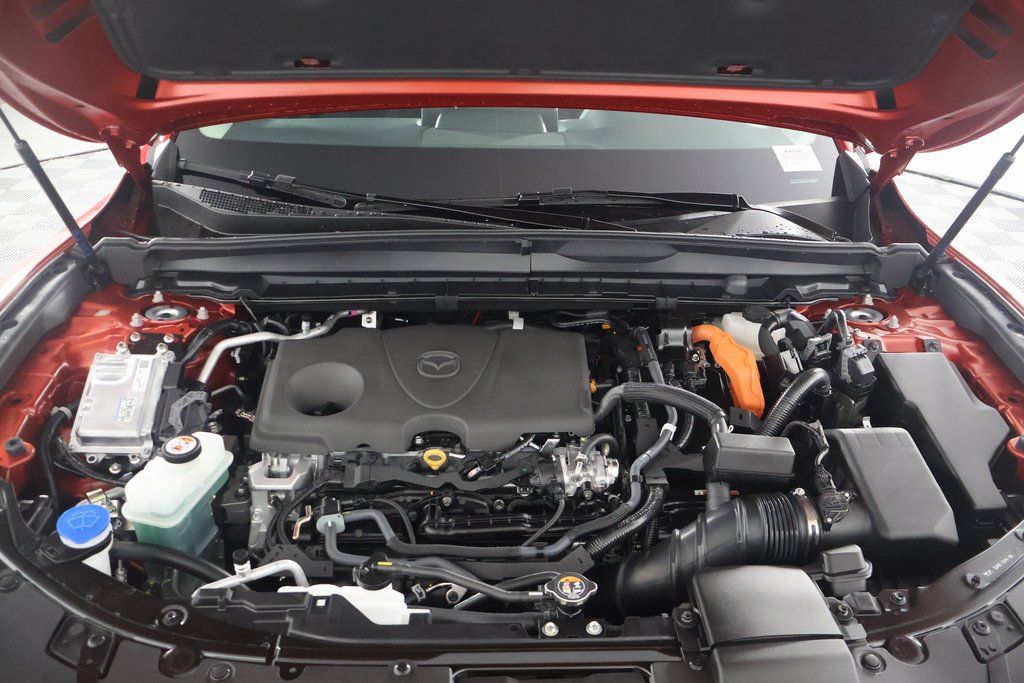 2025 Mazda CX-50  9