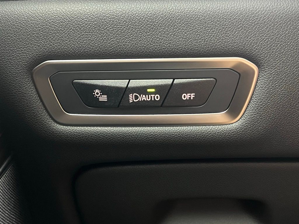 Thumbnail: 2026 BMW X7 - 20