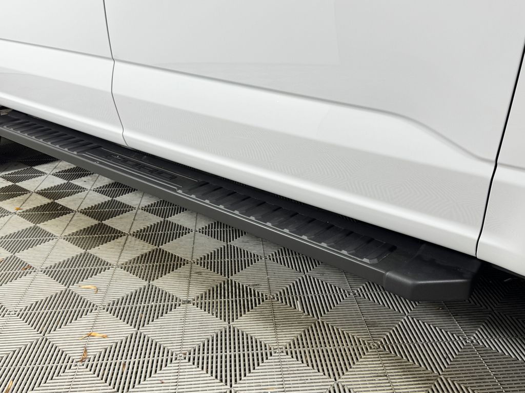 New 2026 White Ford XLT image 21