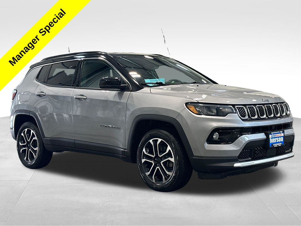 Billet Silver Metallic Clearcoat 2023 Jeep Compass SUV / Crossover Four-Wheel Drive 8-Speed Automatic