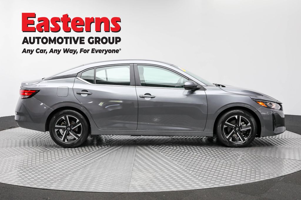 Used 2024 Gray Nissan SV image 4