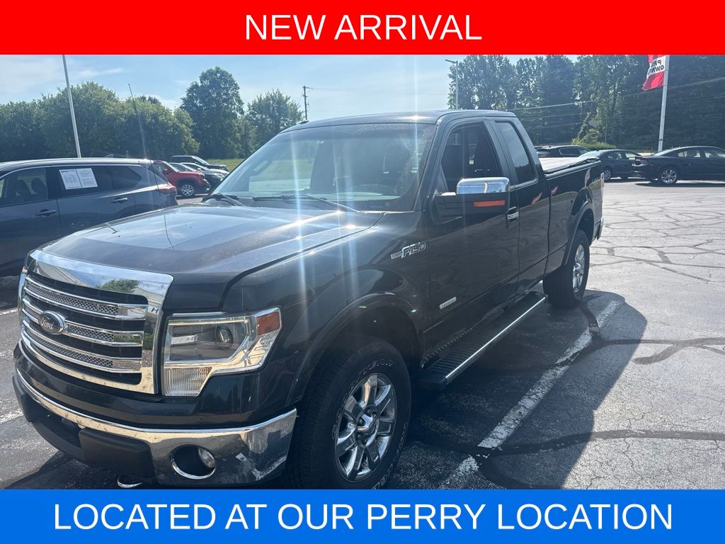 Tuxedo Black Metallic 2013 Ford F-150 Pickup Truck Four-Wheel Drive 6-Speed Automatic