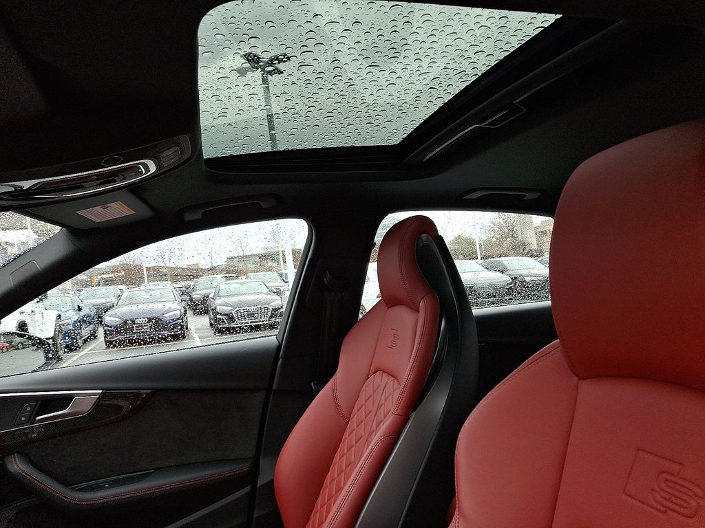 Thumbnail: 2019 Audi S4 - 14