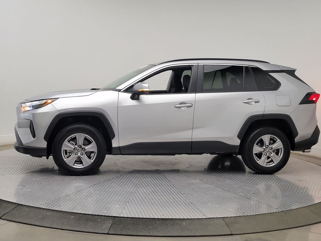Thumbnail: 2025 Toyota RAV4 - 3