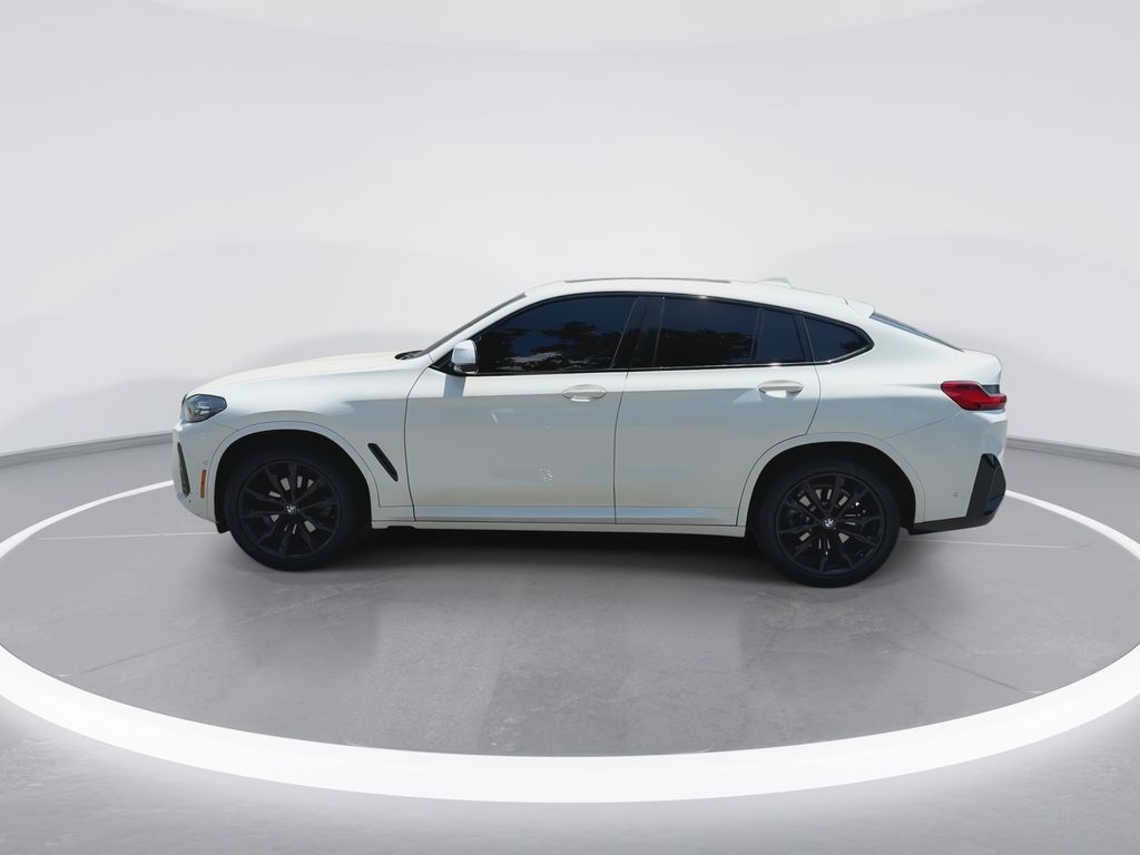 Thumbnail: 2025 BMW X4 - 5