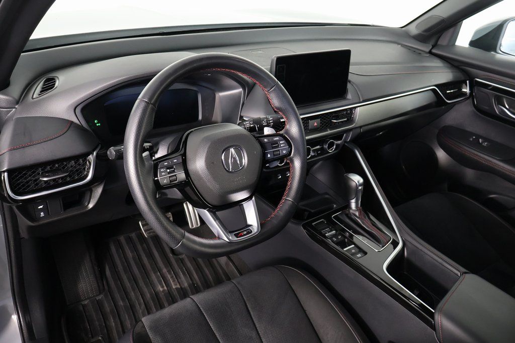 Thumbnail: 2025 Acura ADX - 7