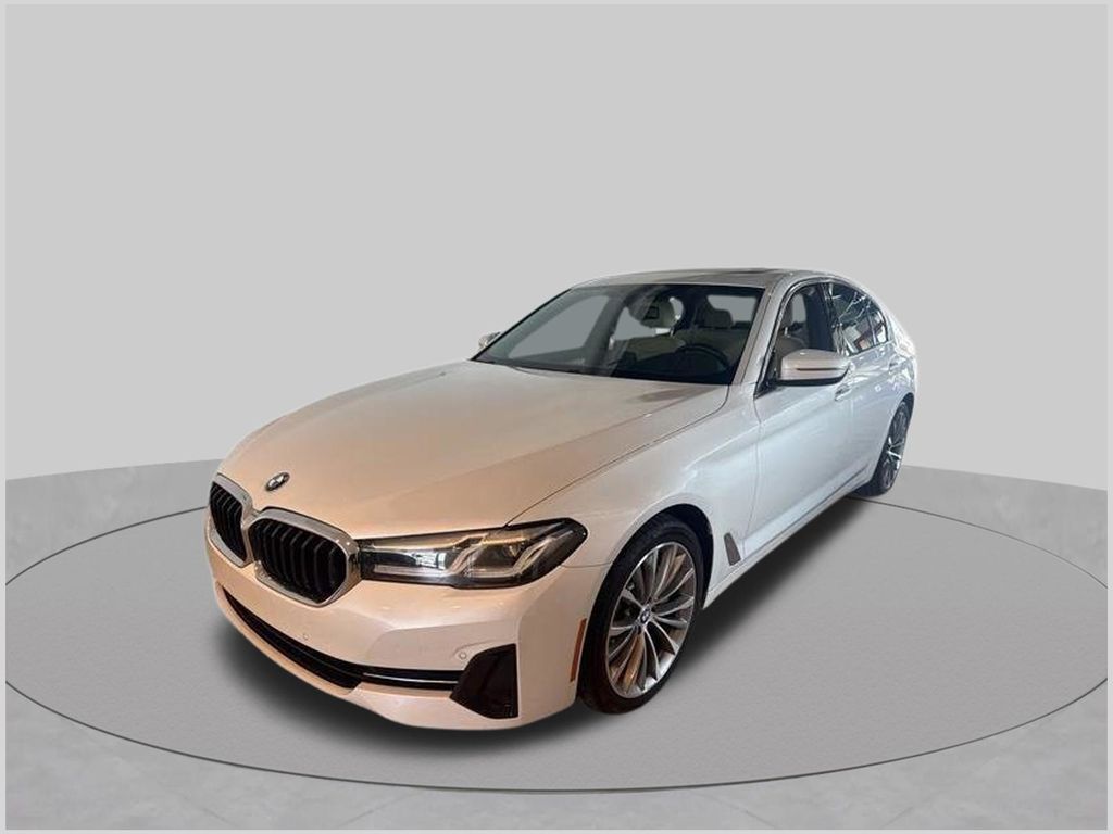 Mineral White Metallic 2022 BMW 5 Series Sedan Rear-Wheel Drive 8-Speed Automatic