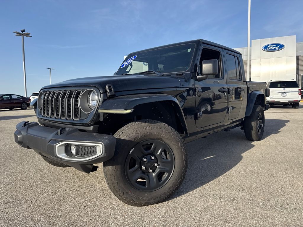 2025 Jeep Gladiator Sport Crew Cab 4WD