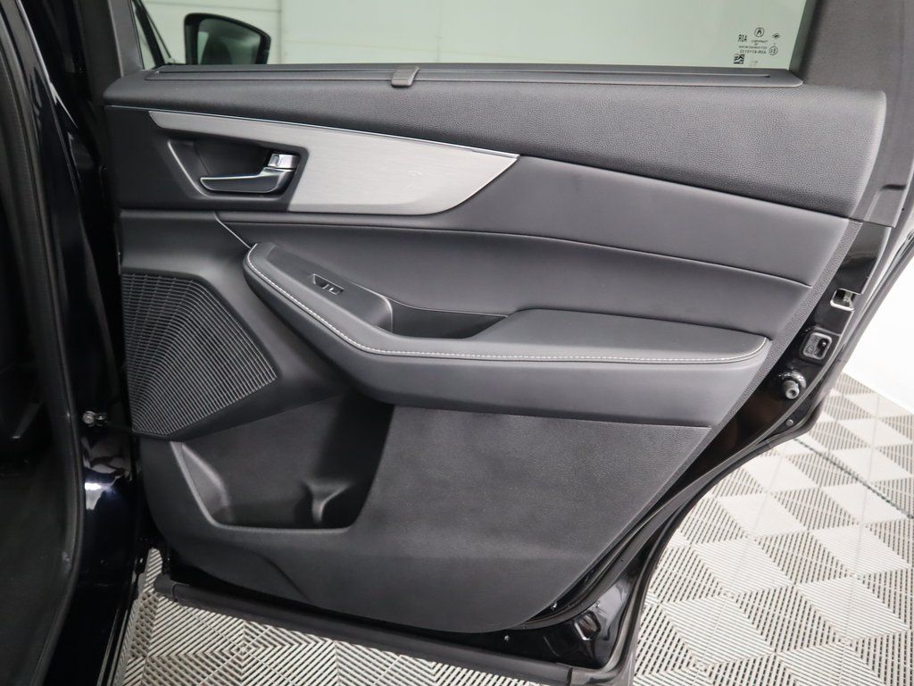 Thumbnail: 2023 Acura MDX - 29