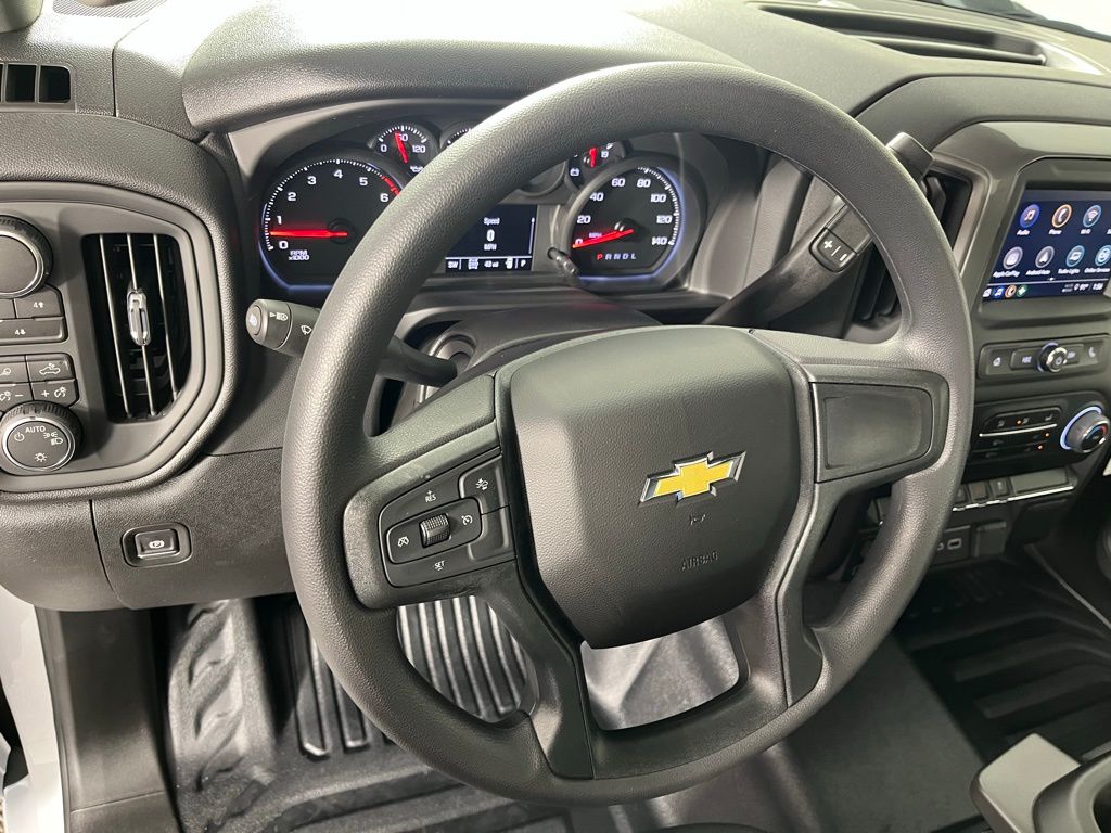 Thumbnail: 2026 Chevrolet Silverado 2500 - 23