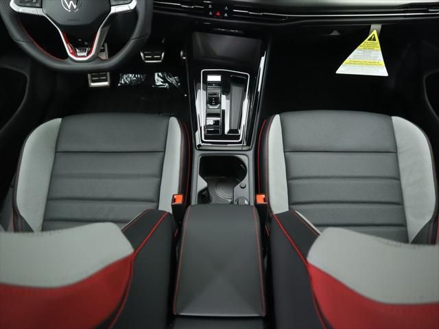 Thumbnail: 2026 Volkswagen Golf - 17