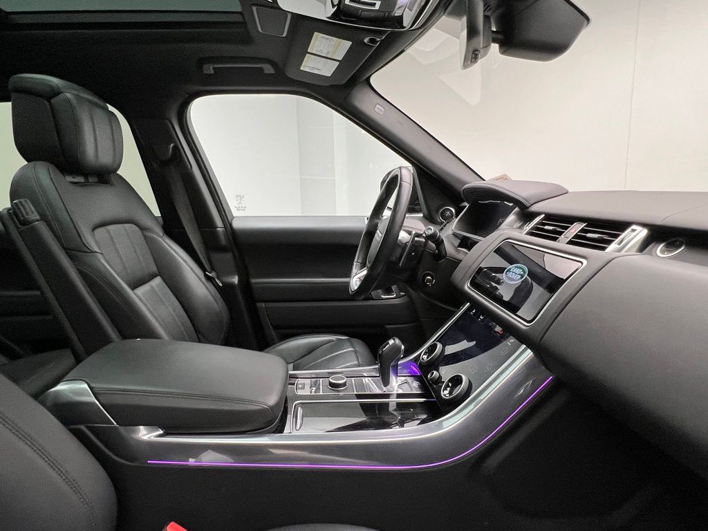 Thumbnail: 2020 Land Rover Range Rover Sport - 6