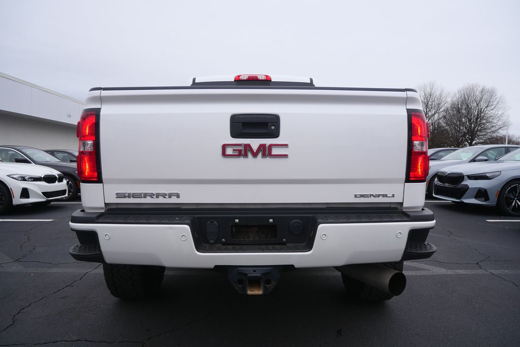 Thumbnail: 2018 GMC Sierra 2500 - 4