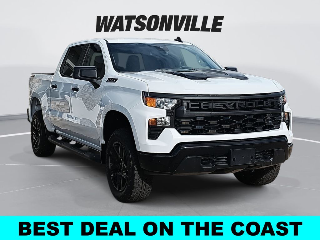 Summit White 2026 Chevrolet Silverado 1500 Custom Trail Boss Crew Cab 4WD Pickup Truck Four-Wheel Drive 8-Speed Automatic