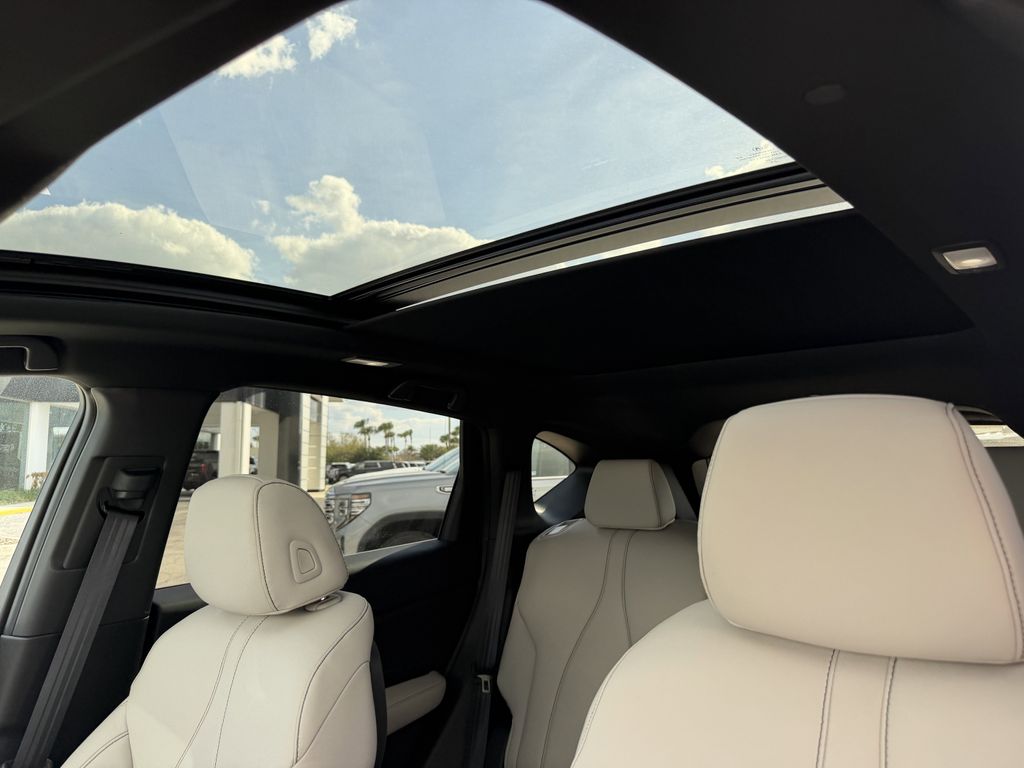 new 2026 Acura RDX car, priced at $47,050