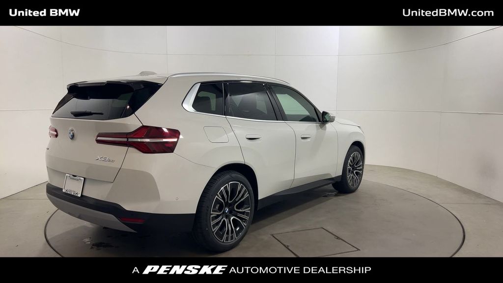 2025 BMW X3 3.0i 8